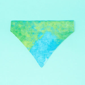 Blue Green Tie Dye Bandana - The Woof Warehouse