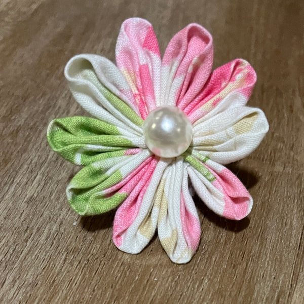 Upcycled Fabric Collar Flowers - The Woof Warehouse
